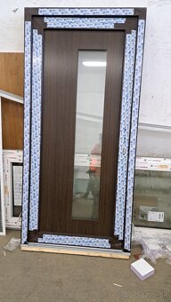 nové plastové vchodové dvere rozmer 1010 x 2110 mm - 2