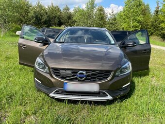 Volvo V60 cross country - 2