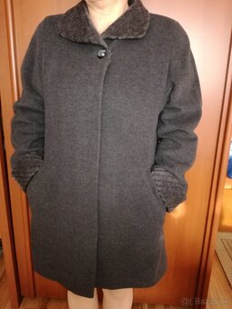 Dámsky vlnený kabát veľ.42 - 2