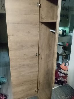 Šatníková skriňa - 2