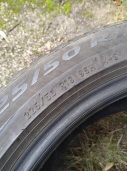 225/50 R 18 zimné Pirelli. - 2