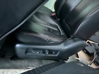 Hyundai Santa Fe 2.2 2006 sedačky - 2