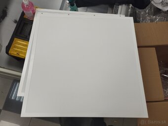 Keď svetlo 60×60 - 2