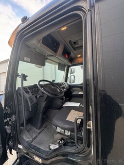 Predám Renault Midlum DXi 270.12 hydralické čelo - 2