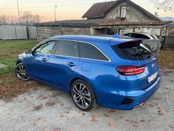 KIA Ceed Sporty Wagon 1.6 CRDi 136k GT-Line A/T - 2