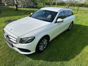 Mercedes E220d 4 matic, pečlivý servis, 100% nájezd i stav - 2