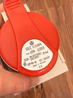 400 V zasuvka SEZ aj s isticom - 2