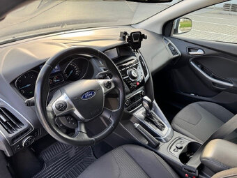 Predám Ford Focus 2.0 TDCi Titanium - 2