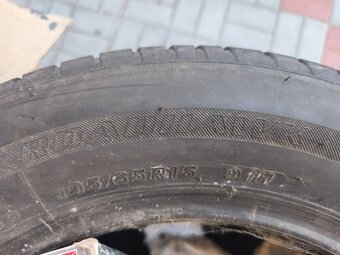 firestone roadhawk 195 65r15 91H gumy letné - 2
