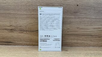Apple iPhone 16 Pro Max 256 GB čierny titán - 2