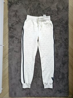 NOVE Guess nohavice, rifle, teplaky XS -L - 2