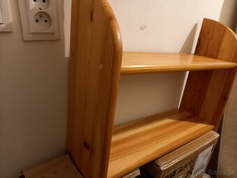 Drevená polica - masív borovica - 2