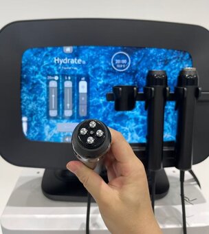 KOZMETICKÝ PRÍSTROJ oxy lift pro - 2