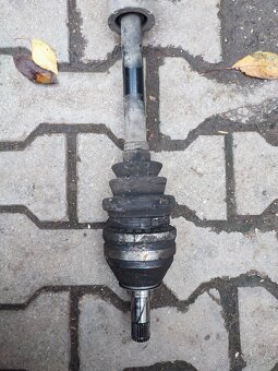 Opel Zafira 1.8i - Prava poloos - 2