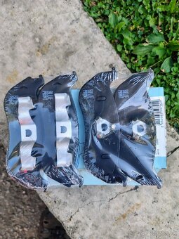 Jeep Cherokee,Liberty - 2