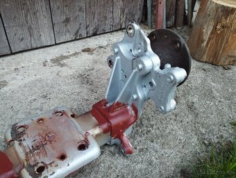 Náprava na vlečkou, naprava - 2