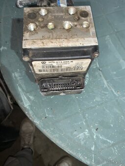 ABS kocka Passat B6 - 2