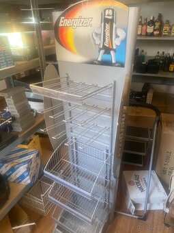 Regale zariadenie - 2