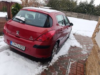Peugeot 308   1.6i - 2