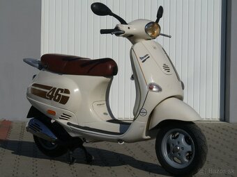 Vespa et 4 125 - 2