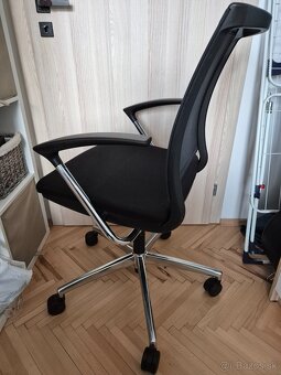 Kancelárska stolička - 2