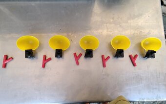 Predám napajačky - 2