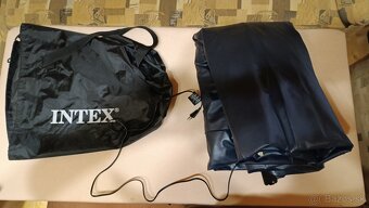 Nafukovacia postel Intex - 2