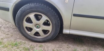 Elektróny 5x100 R16 - 2