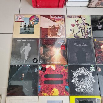 Lp-čky...PINK FLOYD,LED ZEPPELIN,NIRVANA,SISTERS OF MERCY... - 2