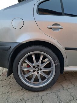 245/40 r18 97y - 2