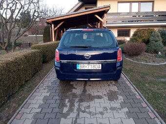 Opel Astra H - 2