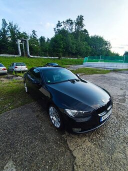 Bmw e92 320i coupe - 2