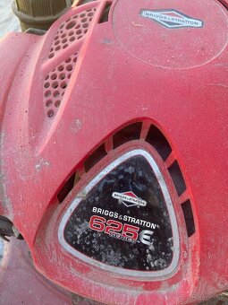 Kosacka benzinova s motorom Briggs and Stratton 625 - 2
