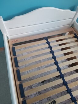 Posteľ s roštom, matracom a úložným priestorom - 2