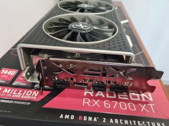 Predám XFX Speedster QICK 319,Radeon RX 6700 XT Black - 2