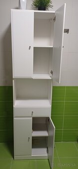 Vysoká kúpelňová skrinka - 2