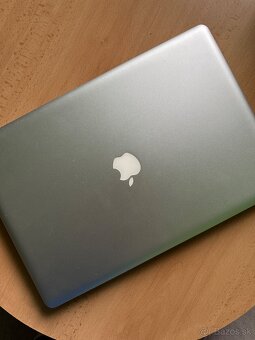 MacBook Pro 2010 (17 inch) - 2