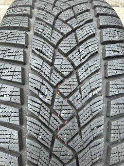 Zimná sada kolies 245/45 R18 - 2