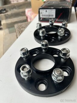 Dištančné ,rozširovacie podlozky 15mm - 2