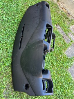 Palubná doska Golf 4 - 2