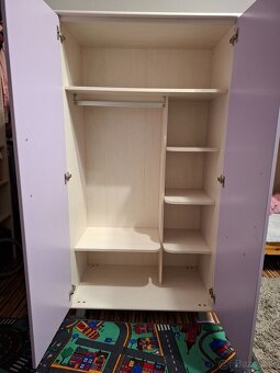 Predám skrinu do detskej izby - 2