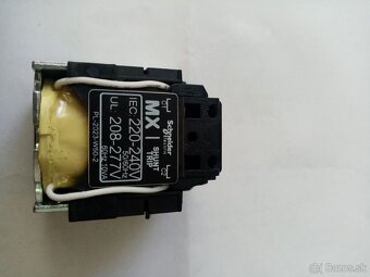 Predám el. súčiastku napäťová spúšť ističa. - 2