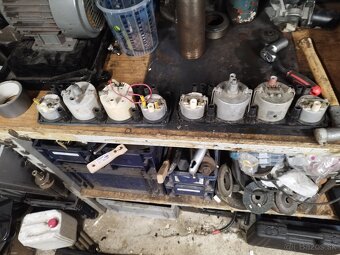 Predám budíky škoda - 2