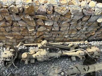 Suzuki jimny 1.3 59kw nápravy - 2