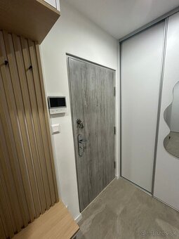 Štýlový, zrekonštruovaný 1,5-izbový byt. - 2