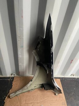 Škoda Superb 2 Predný Pravý blatník - 2