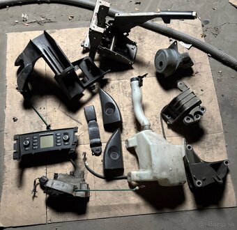 Vsetko komplet za 100e Fiat Croma - 2