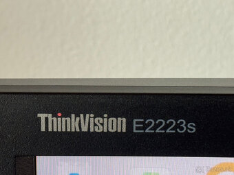 Monitor Lenovo 22" - 2