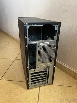 PC skrinka Prestigio - 2