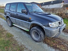 Rozpredám nissan terrano 3.0 - 2